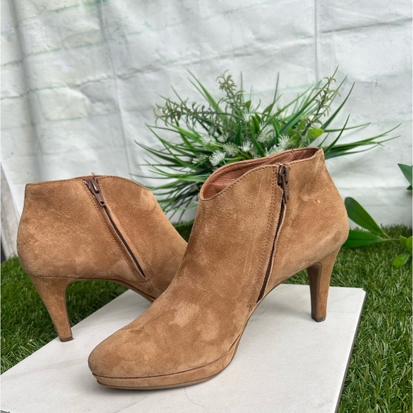 Elle Bootie. PAUL GREEN. Color: Sisal. US size 8 - Picture 11 of 16